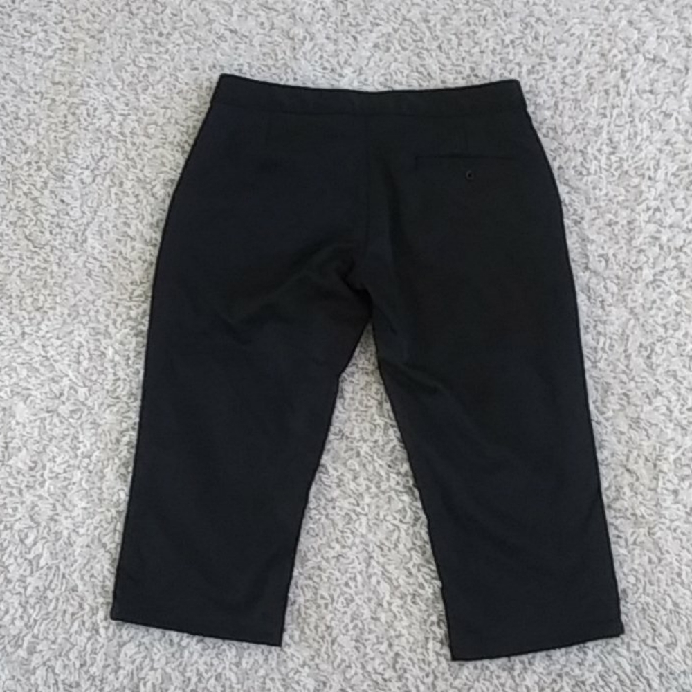 Under Armour Shorts - Picture 2 of 6